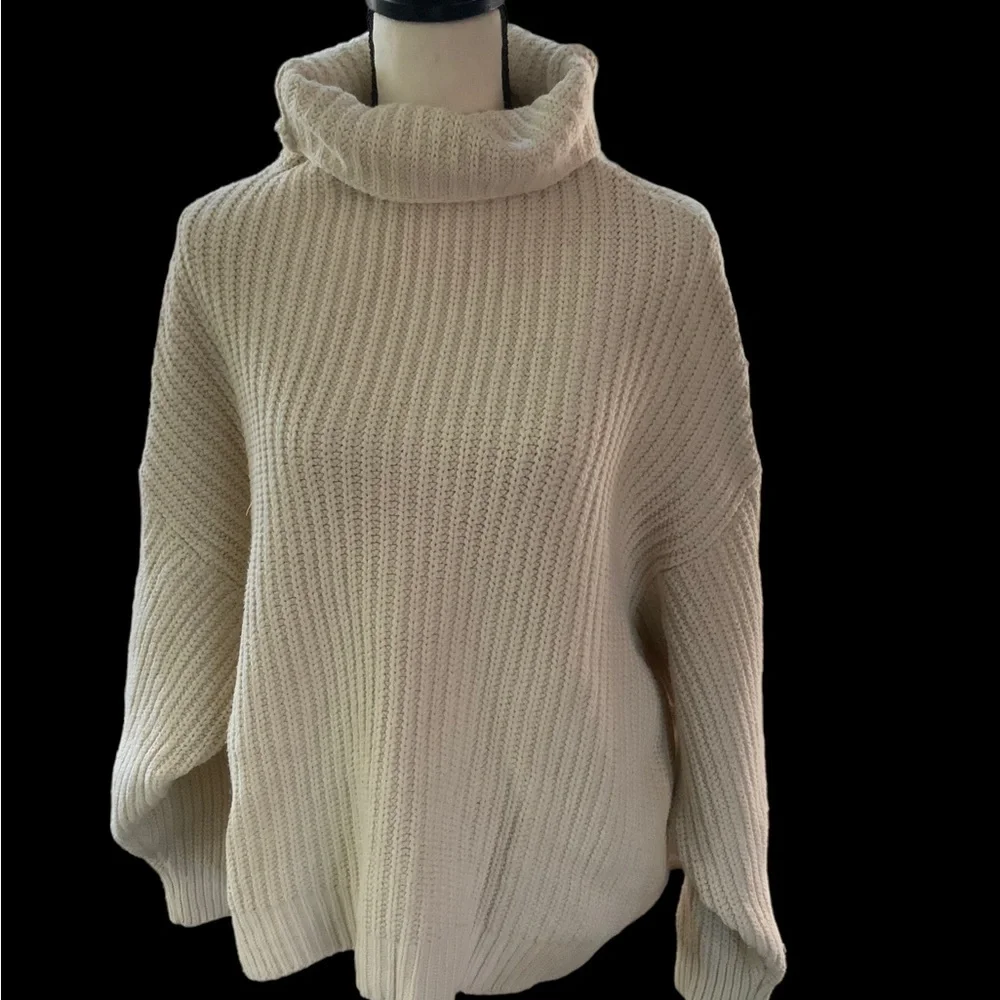 Free People Oversized Cream Cable Knit Cowl Neck Sweater Small